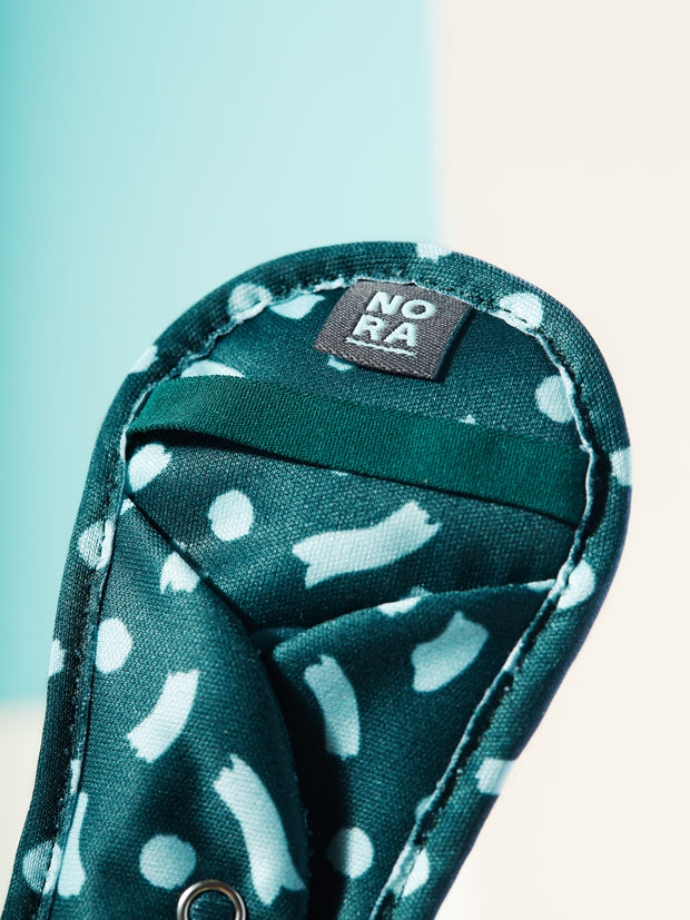 Celeste green liner poppers