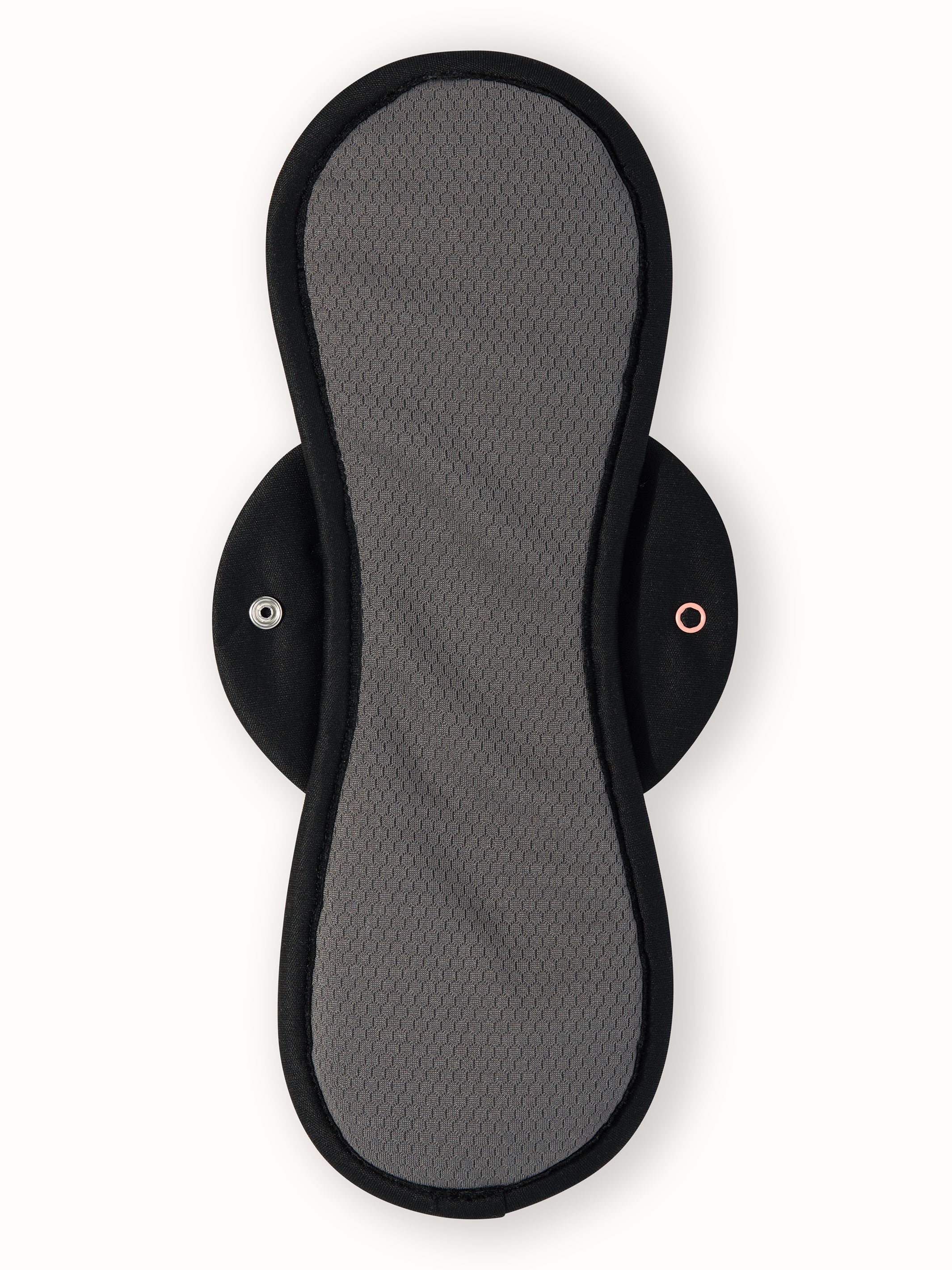Maxi black pad back