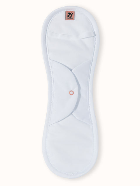 Maxi white pad front